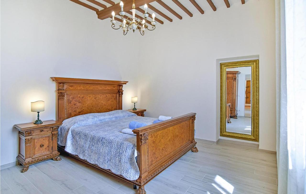 1 Bedroom Gorgeous Apartment In Arezzo Exterior foto