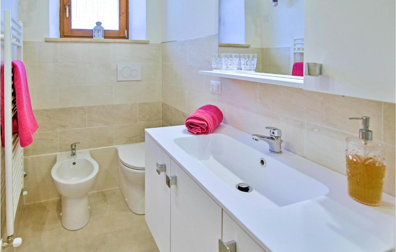1 Bedroom Gorgeous Apartment In Arezzo Exterior foto