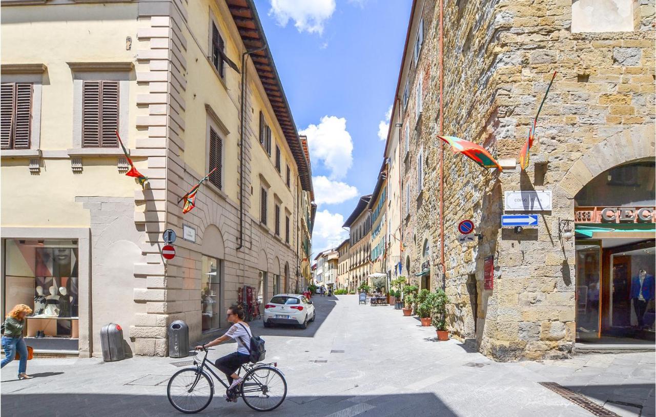 1 Bedroom Gorgeous Apartment In Arezzo Exterior foto